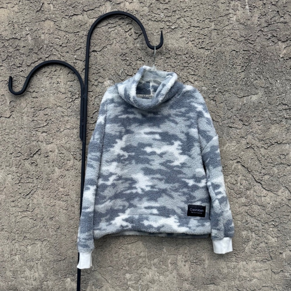 Calvin Klein Performance Fleece Pullover Women M Grey Camo‎ Funnel Neck Sherpa
